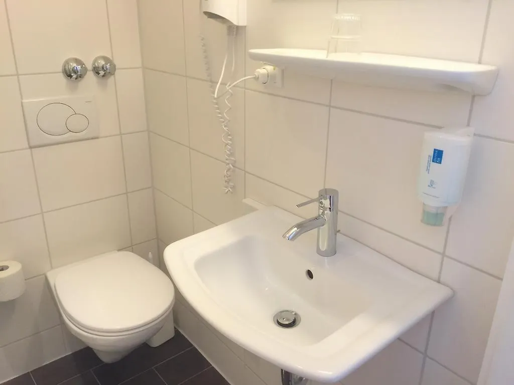 Hotel Bismarck Düsseldorf 3*,
